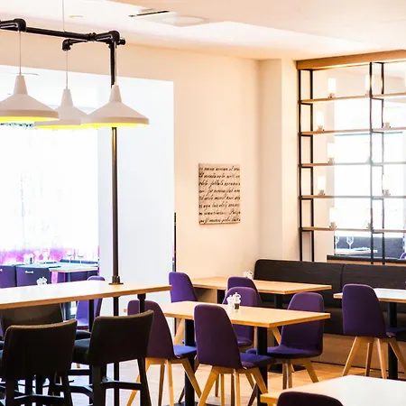 Ξενοδοχείο Park By Radisson 4*