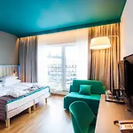 Otel Park By Radisson 4*
