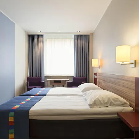 Park By Radisson Отель 4*